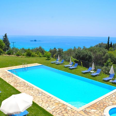 Large Apartment By The Pool - Pelekas Beach, Corfu Exterior photo